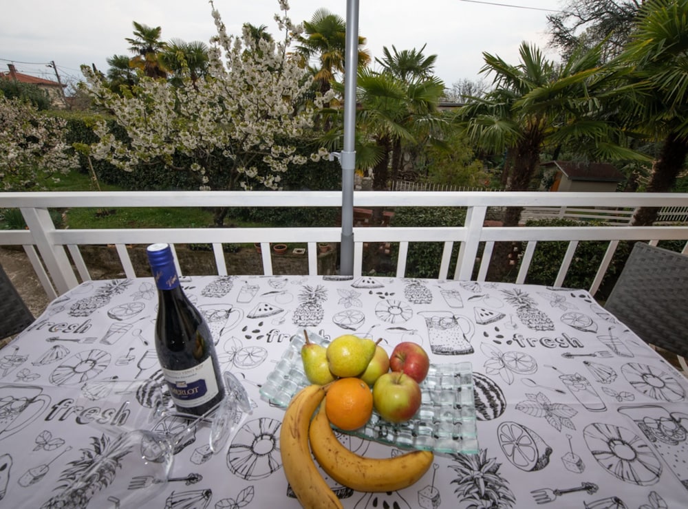Apartment (Studio Apartment With Balcony (A1)) photo 2