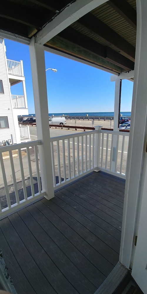Signature Double Room, 2 Queen Beds, Ocean View photo 3
