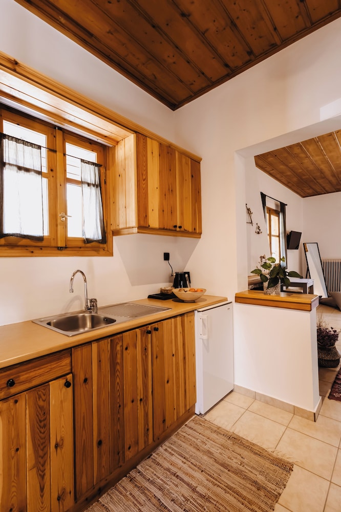 Classic Double Room, Balcony, Mountain View photo 2