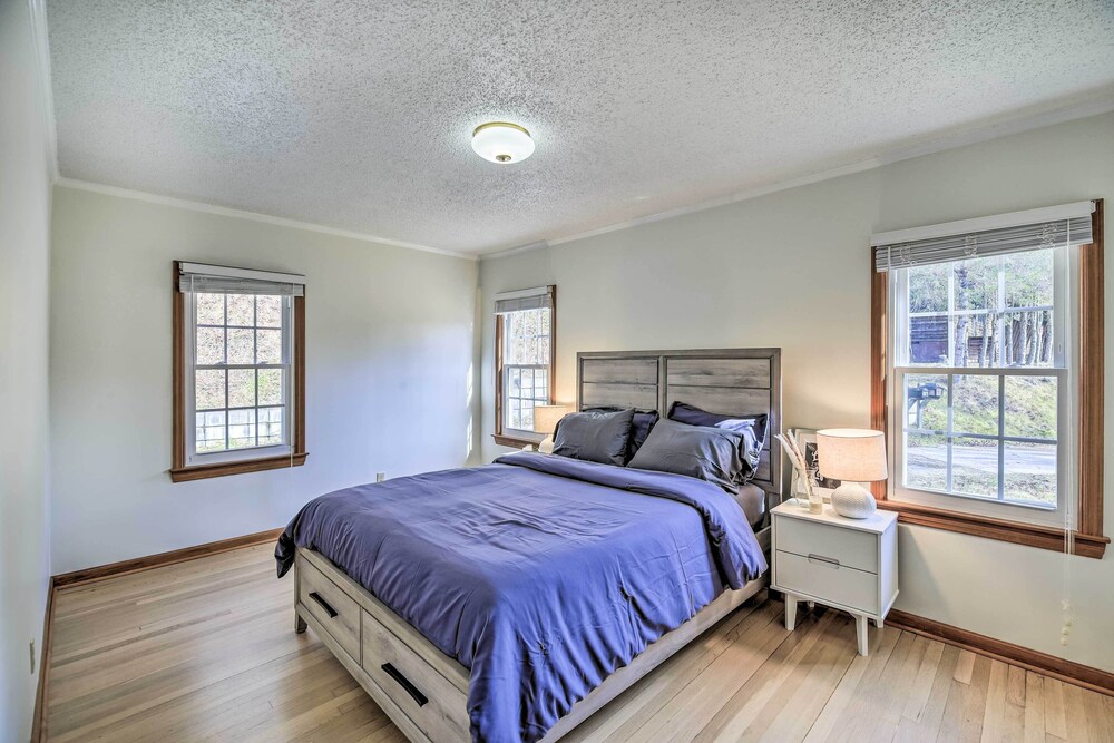 House (4 Bedrooms) photo 1