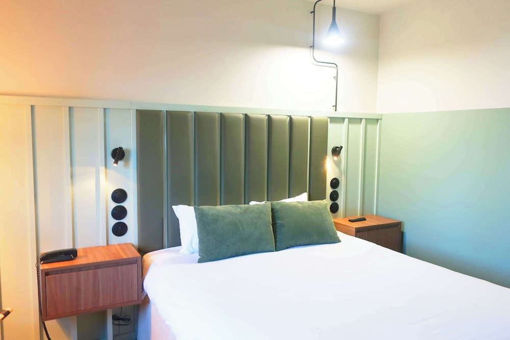 Standard Room, 1 Double Bed - Photo 1