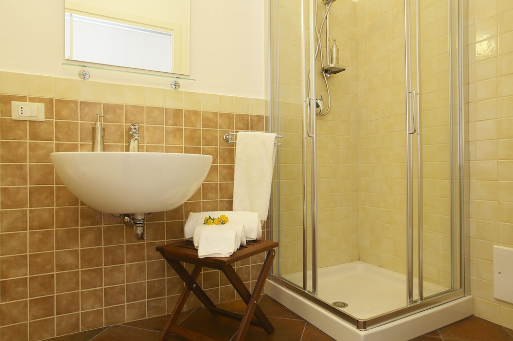 Standard Double or Twin Room, Garden View photo 2