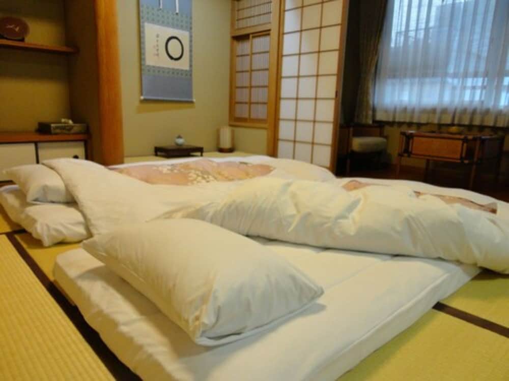 Standard Japanese Room, Japanese Futon (Check-In Before 9pm) photo 3