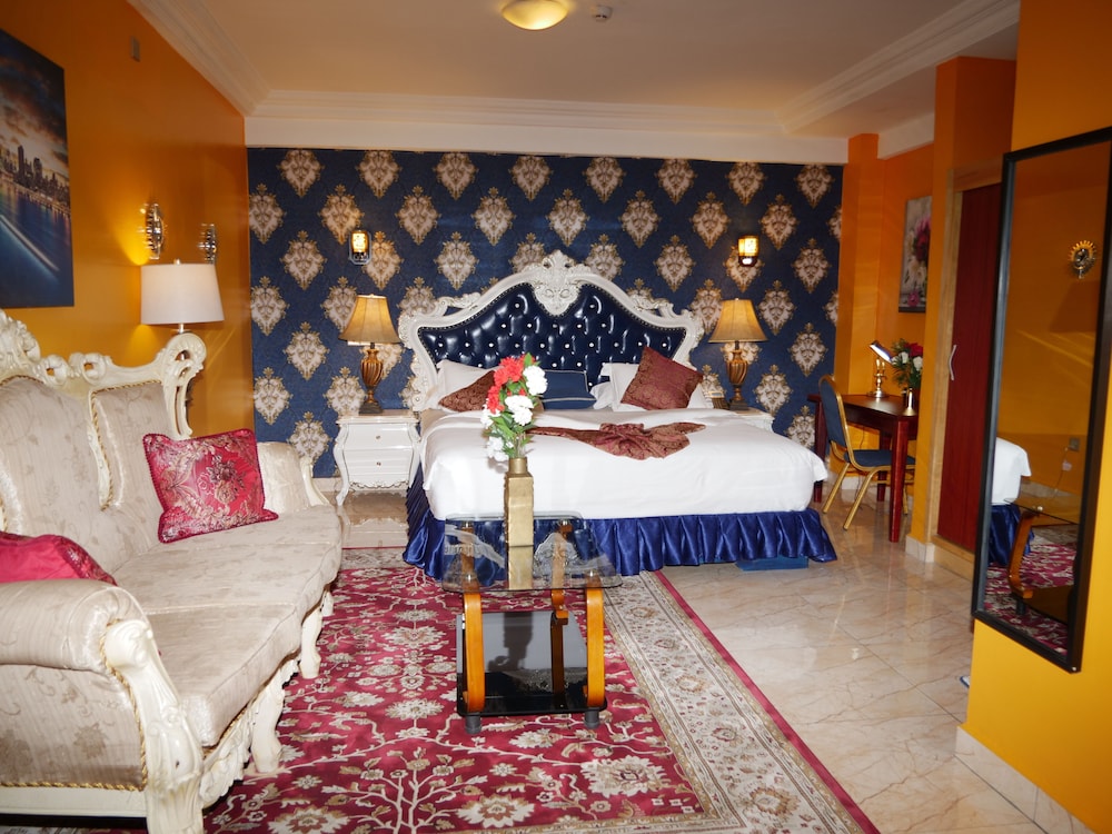 Executive Room
