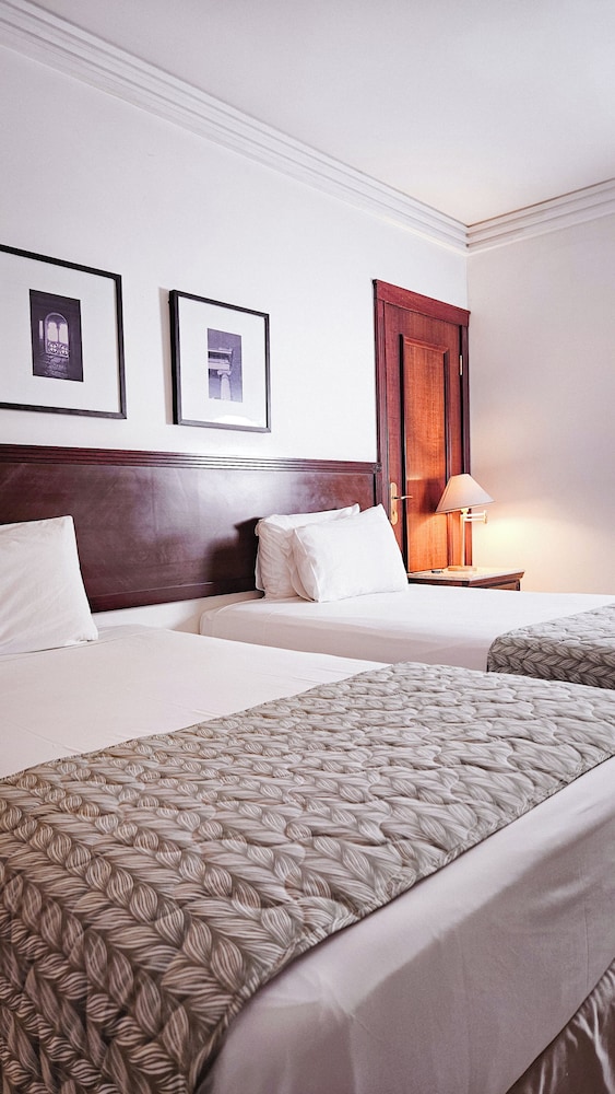 Deluxe Room, Balcony, City View - Photo 1