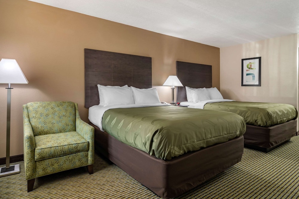 Standard Room, 2 Queen Beds, Non Smoking photo 1
