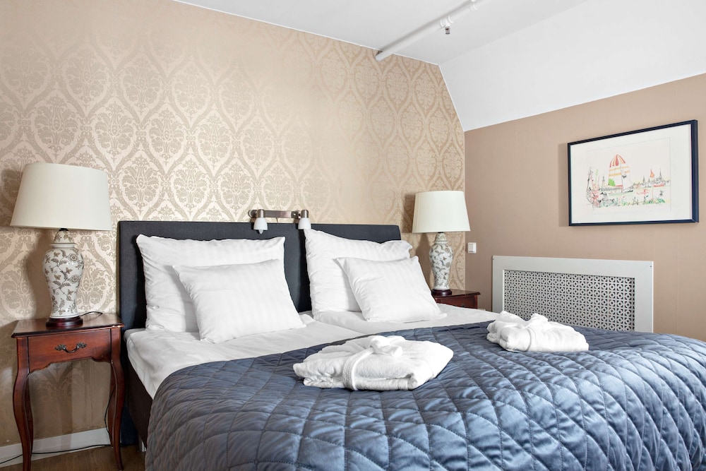 Superior Room, 1 Queen Bed, Non Smoking