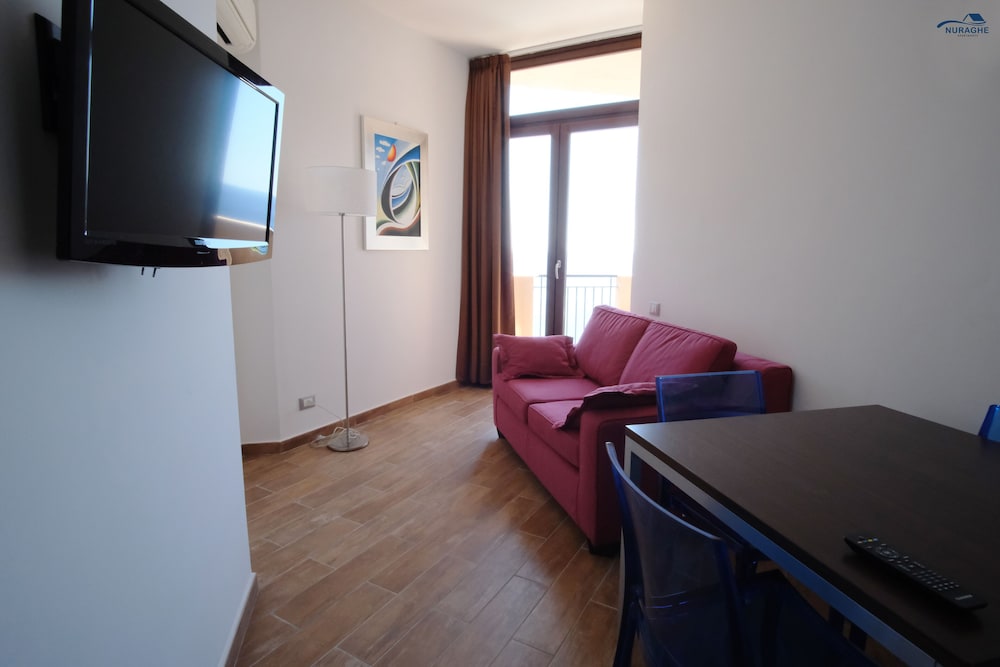 Junior Apartment