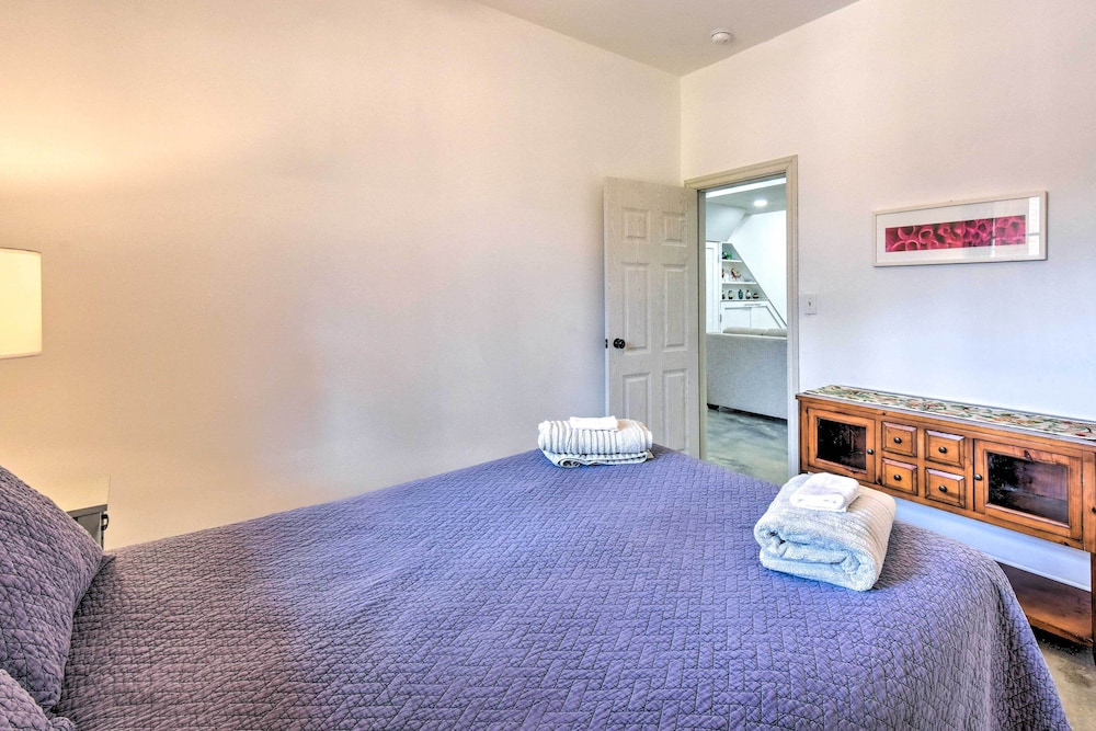 House (2 Bedrooms) photo 1