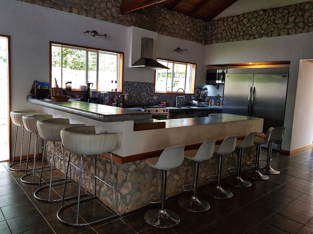 Family Villa, Multiple Beds photo 3