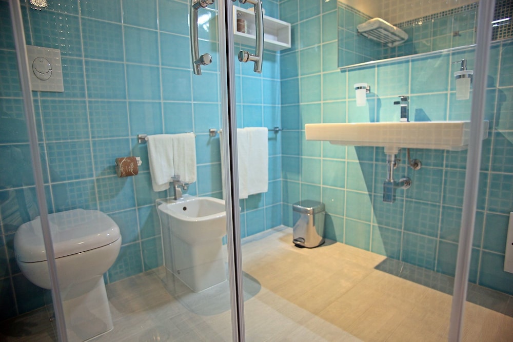 Superior Double Room (Double room with sofa bed 1.70mt), photo 6