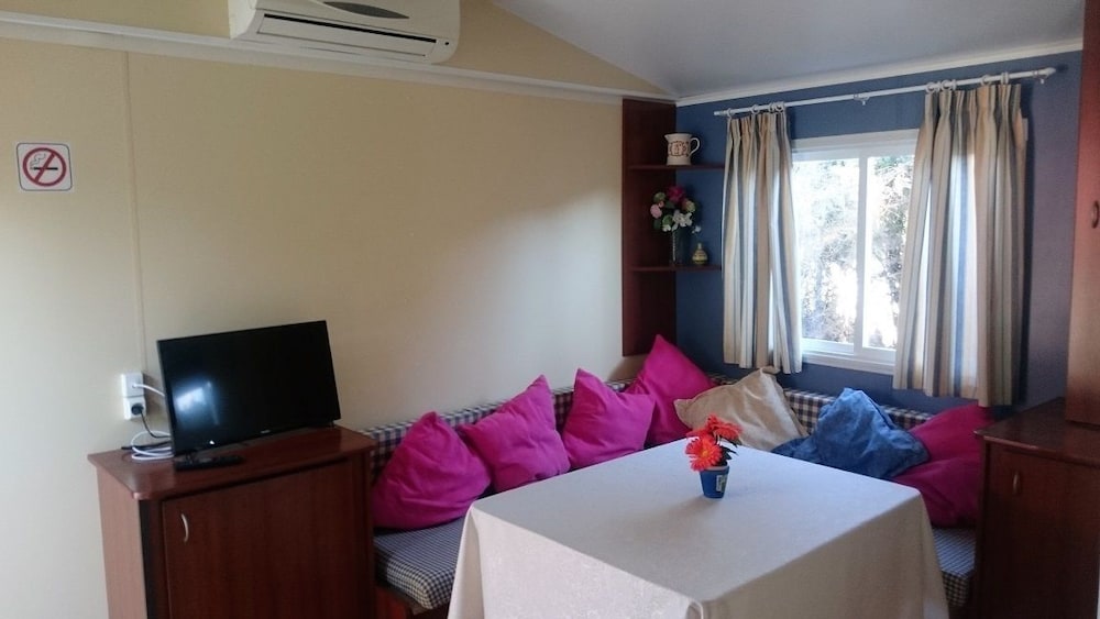 Bungalow, 2 Bedrooms, Terrace photo 2