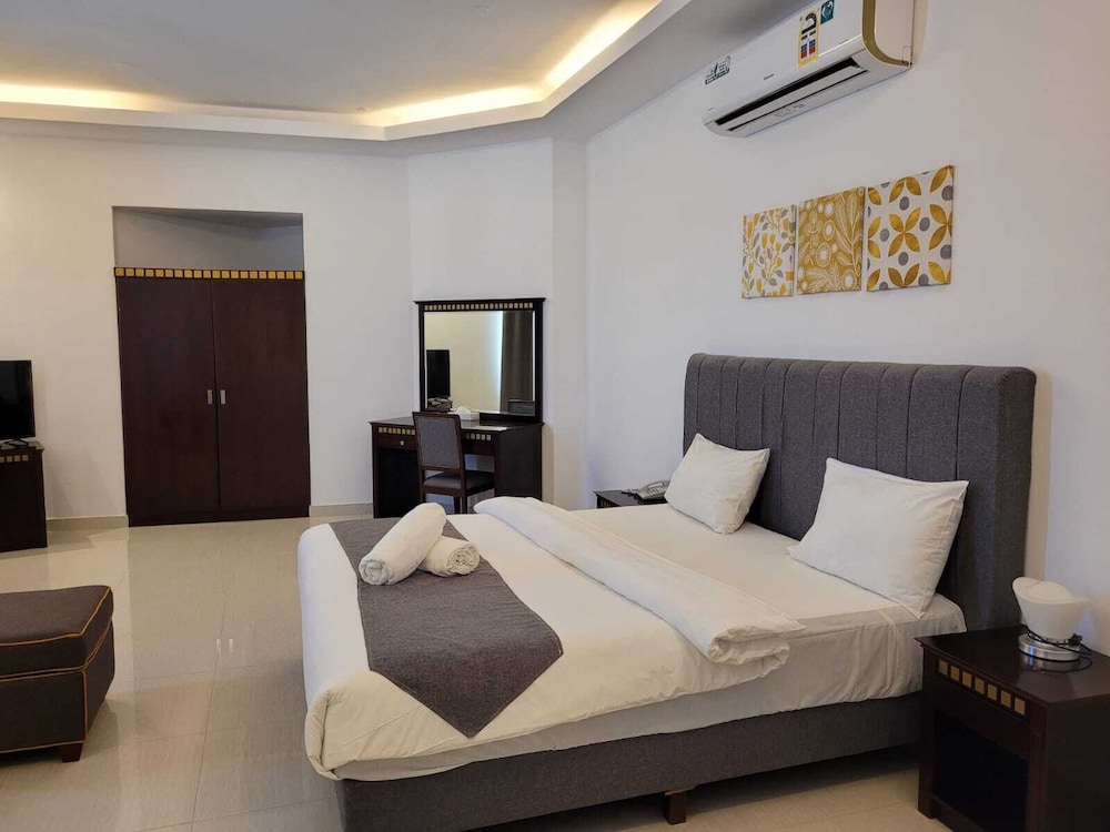 Twin Bed Side  Sea View photo 2