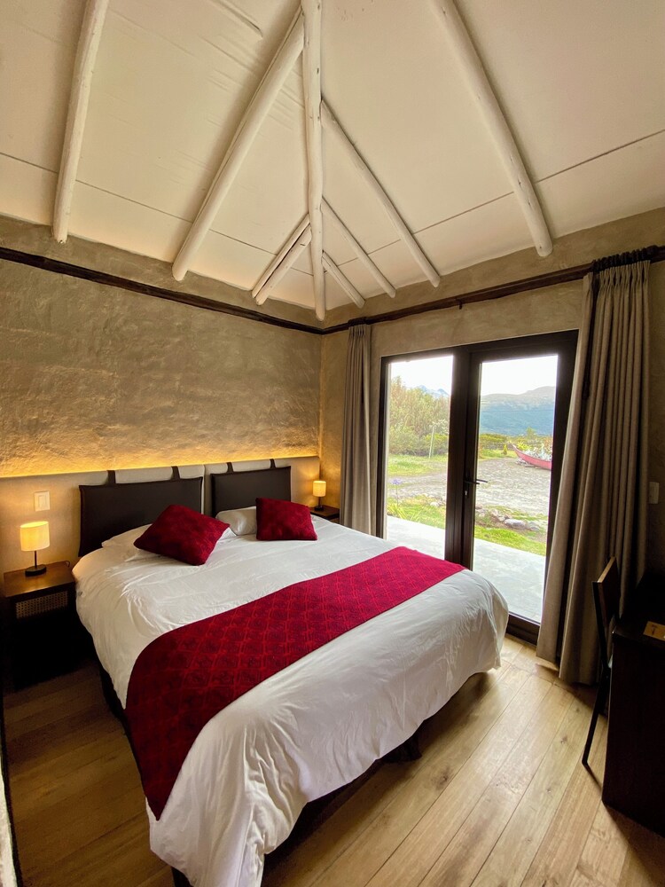 Family Suite, 2 Bedrooms, Balcony, Garden View photo 1