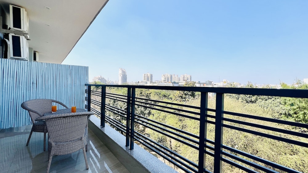 Superior One Bedroom Apartment - Photo 18