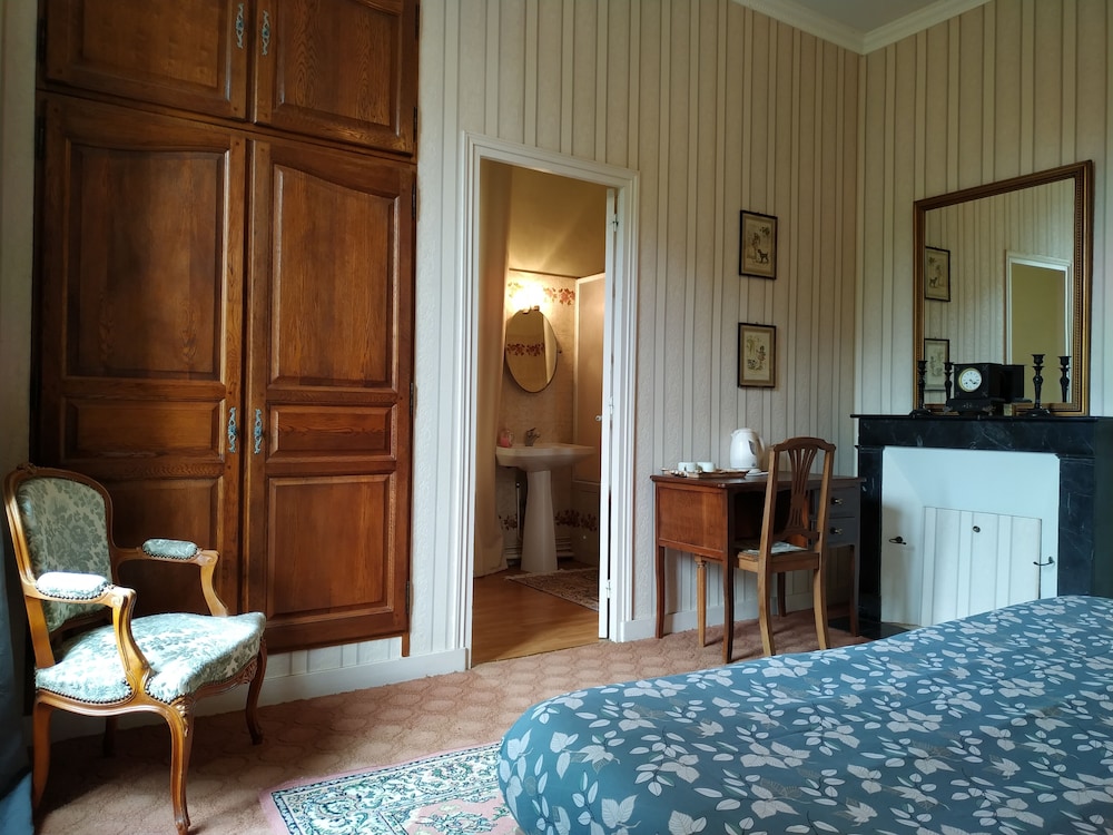 Classic Double or Twin Room (Louis) photo 3