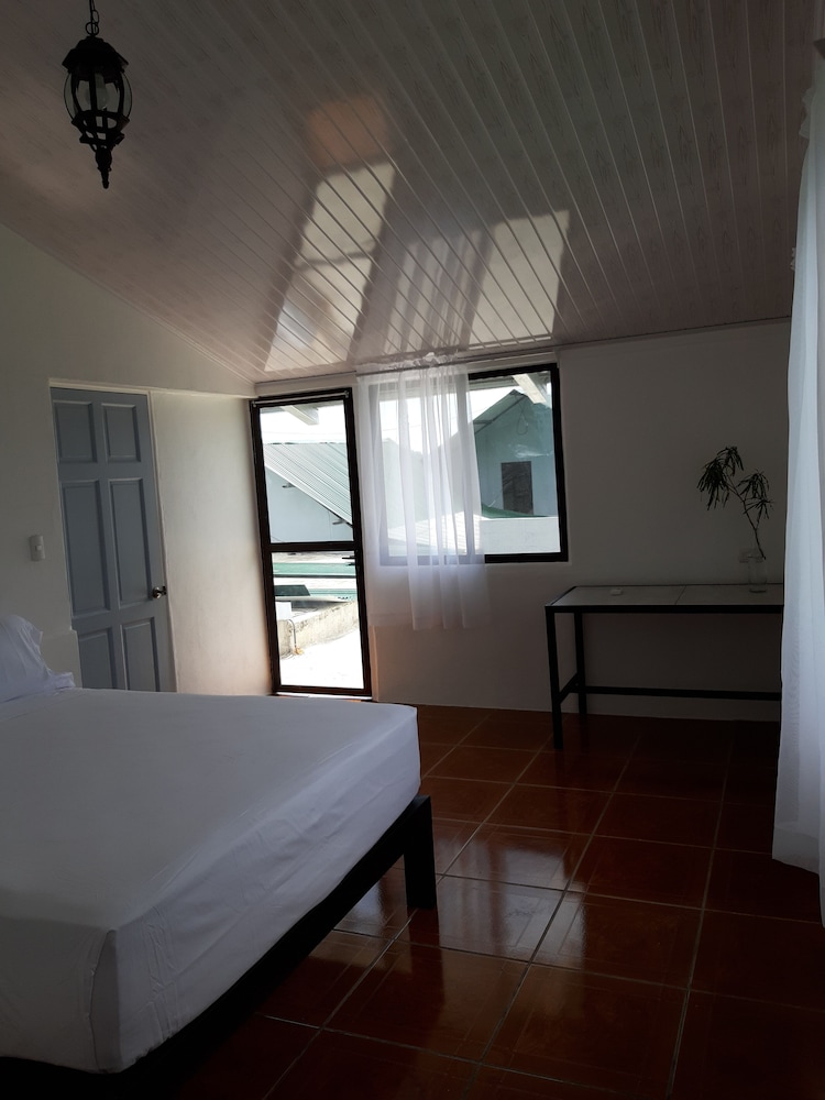 Room 9 Balcony photo 1
