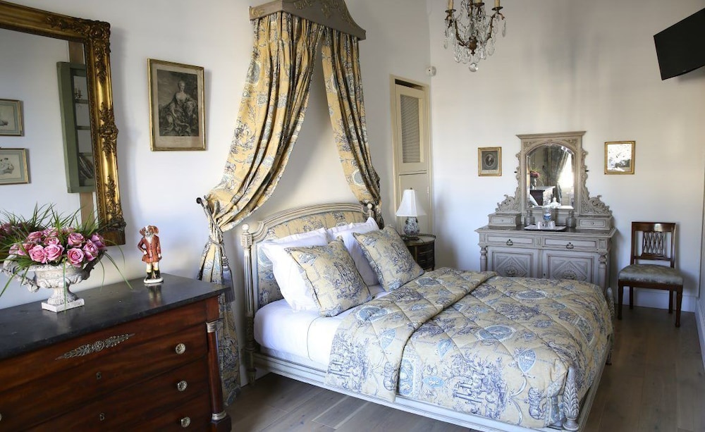 Suite photo 1