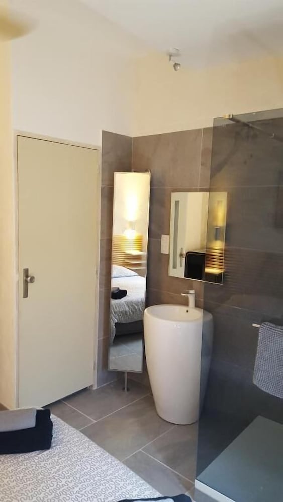 Classic Double Room (2) photo 2