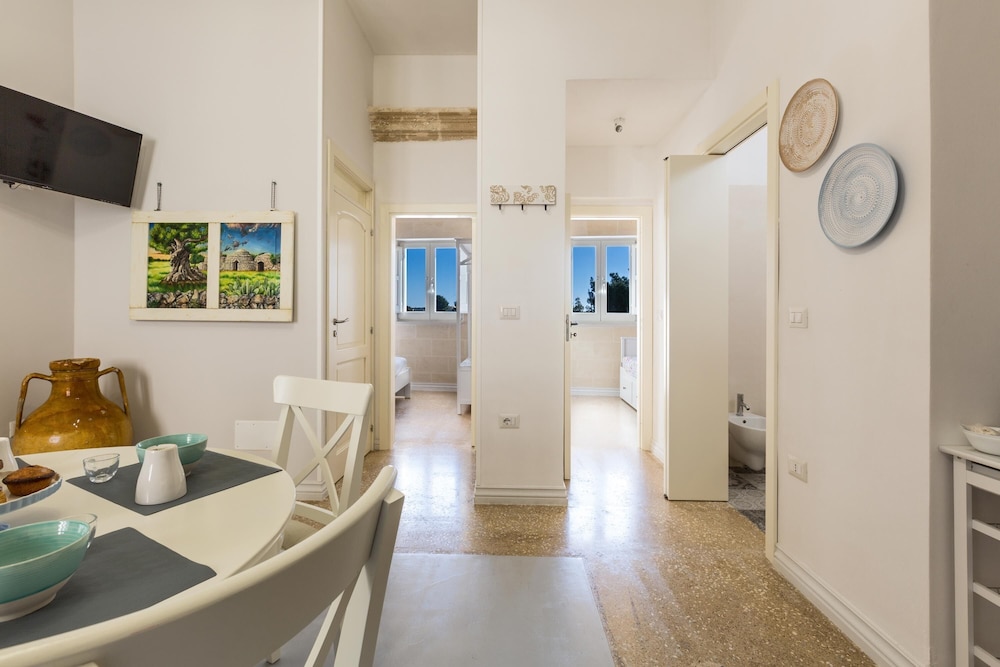 Apartment photo 3