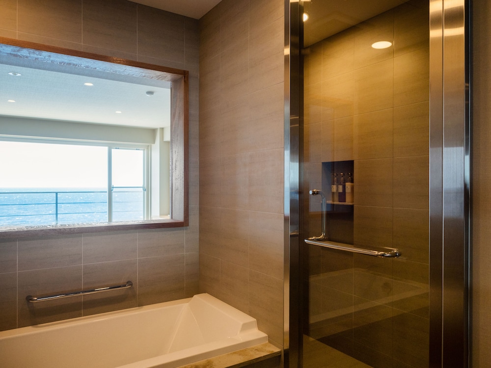Deluxe Room, Ocean View, Non Smoking (Renovated) - 50sqm, Up to 4 Guests - Photo 5