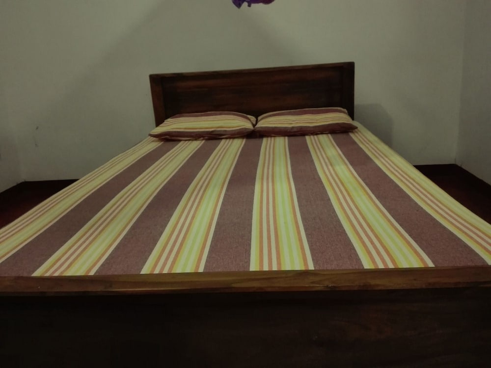 Basic Double Room, 2 Queen Beds, Accessible, Smoking photo 3