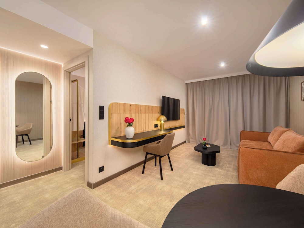 Deluxe Room, Multiple Beds