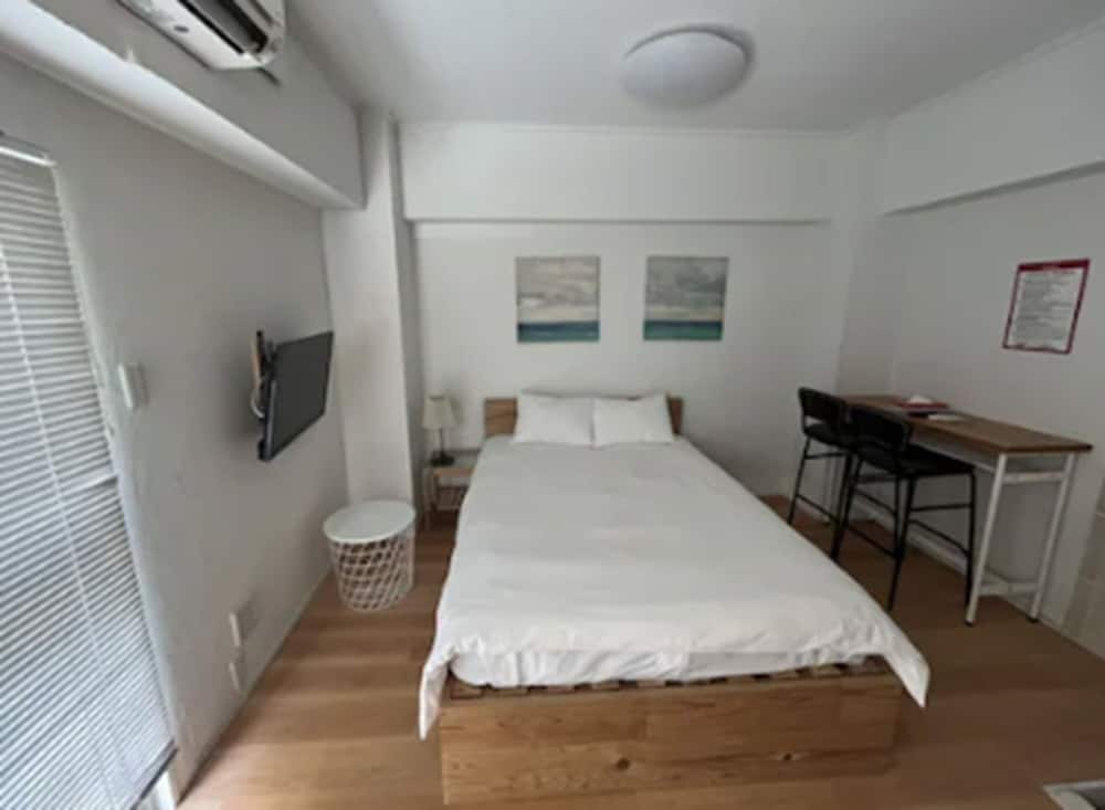 Double Room, Non Smoking - Photo 2