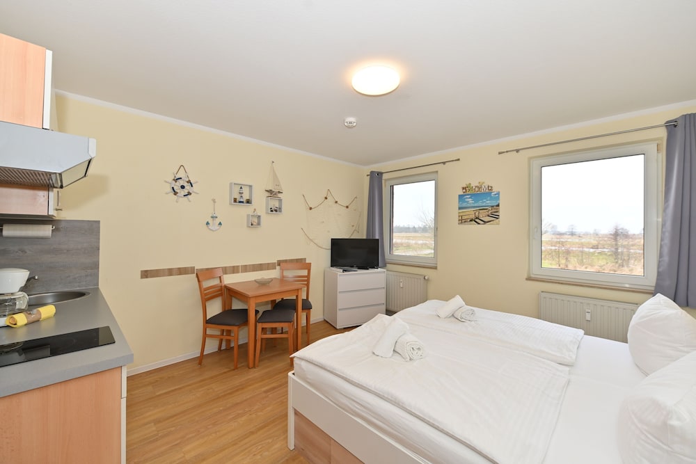 Studio, 1 Double Bed, Non Smoking, Courtyard Area photo 2