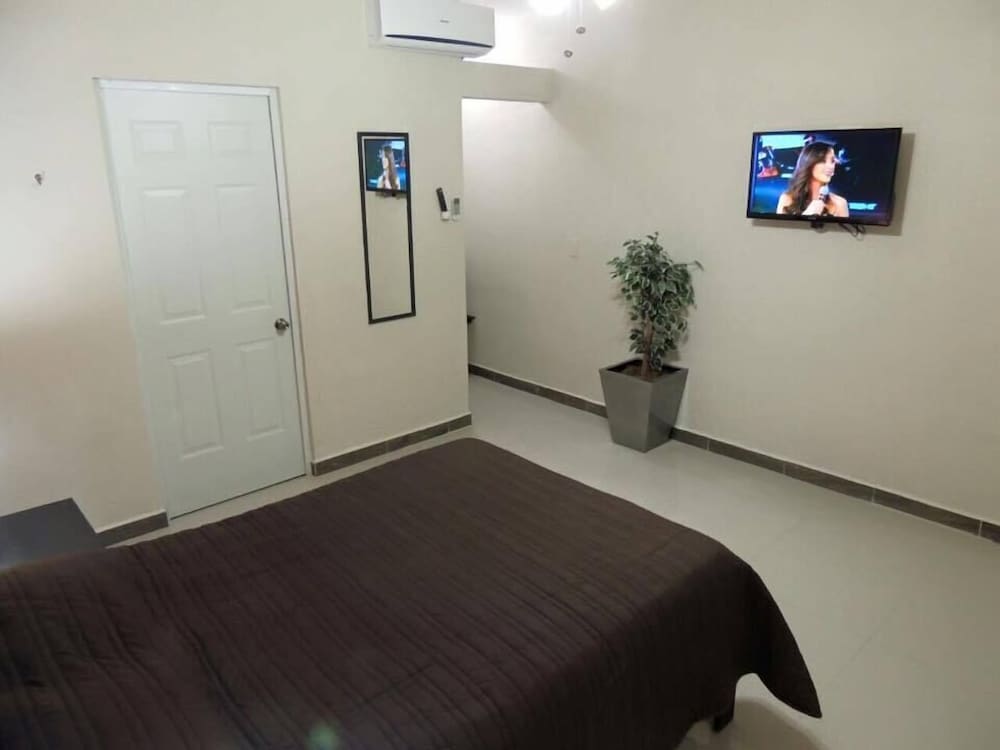 Room, 1 Bedroom photo 3
