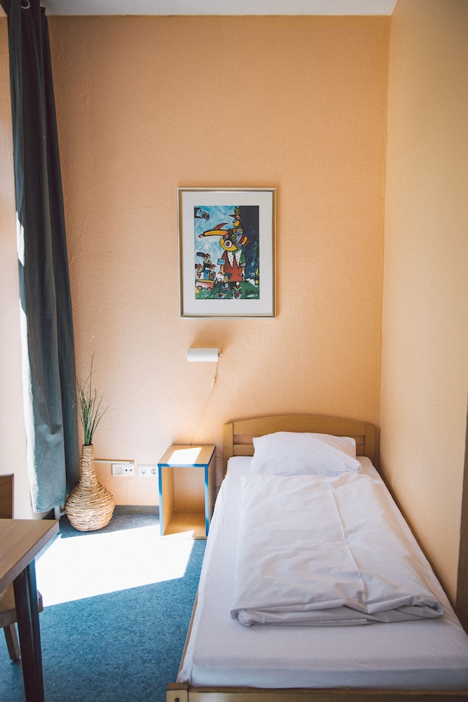 Basic Single Room