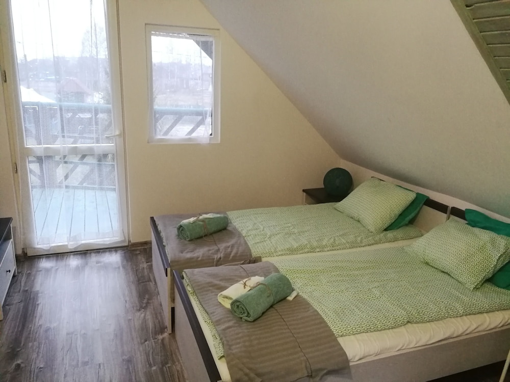 Double Room, 2 Twin Beds, Private Bathroom, Garden View (5) photo 2