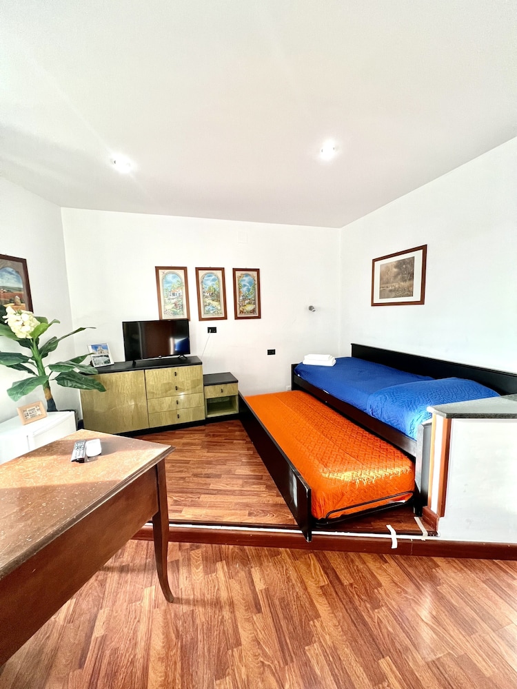 Quadruple Room - Photo 3