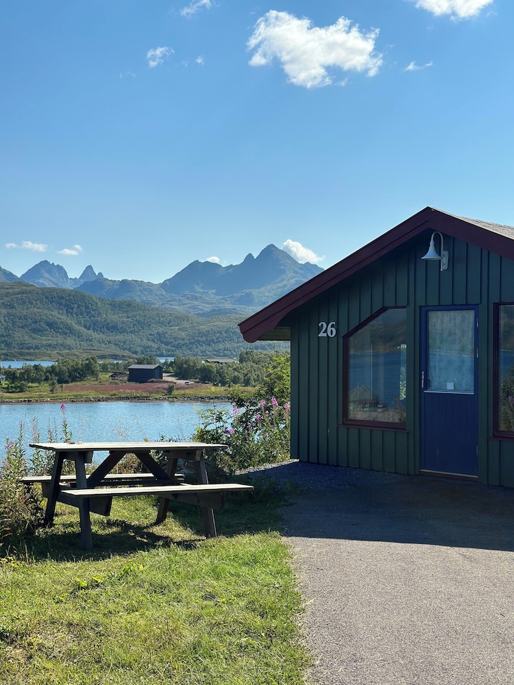 Cabin, 2 Bedrooms, Pets Allowed, Partial Sea View