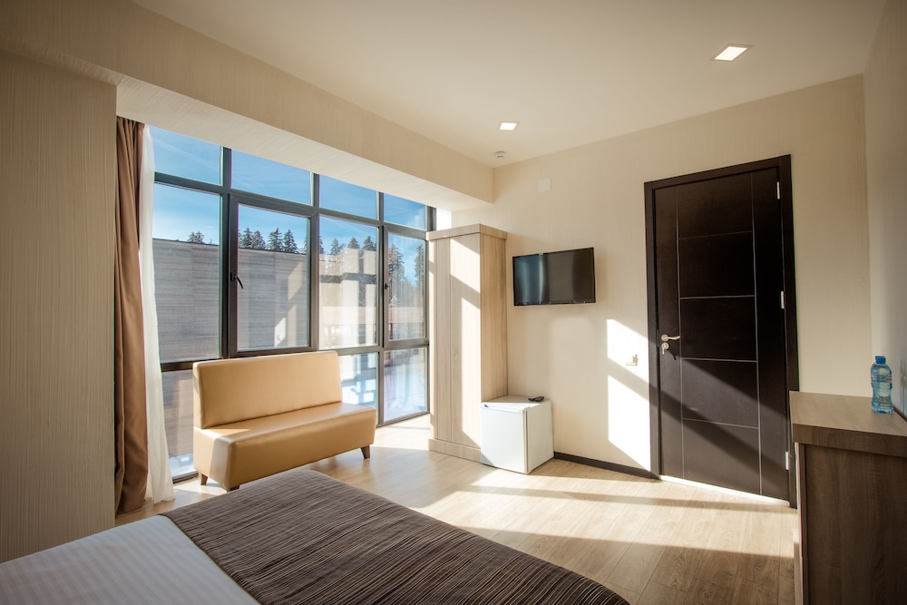 Suite, 2 Bedrooms, Mountain View photo 1