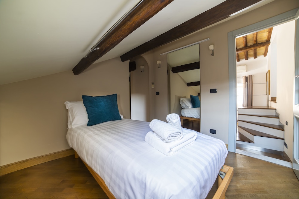 Royal Apartment photo 3