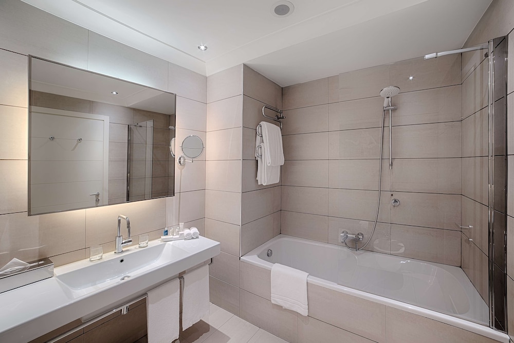 Studio Suite, 1 Bedroom thumbnail 5