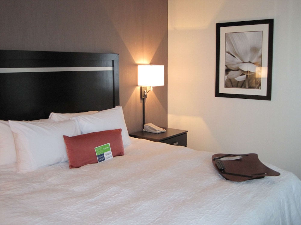 Hampton Inn by Hilton Fort Saskatchewan