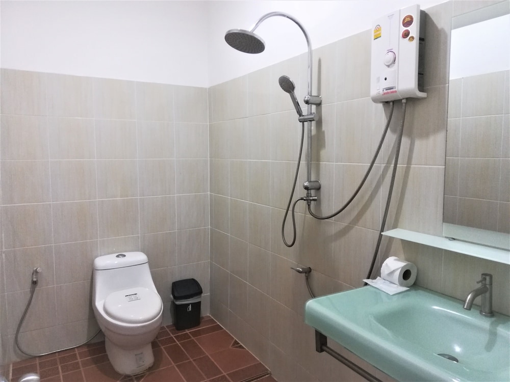 Classic Triple Room - Photo 3