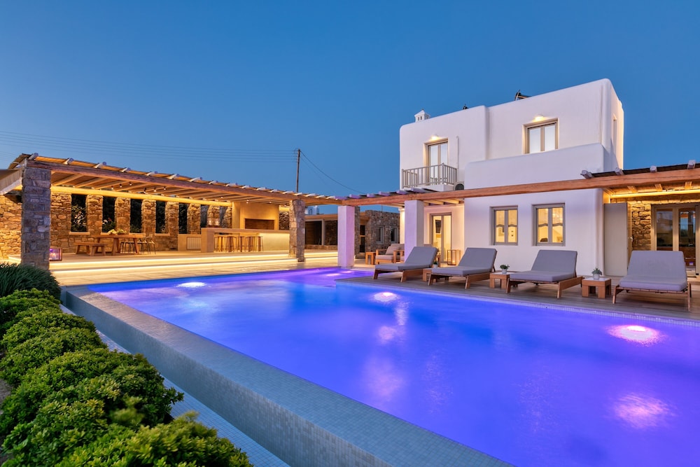 Exclusive Villa, 4 Bedrooms, Sea View (M One) - Photo 22