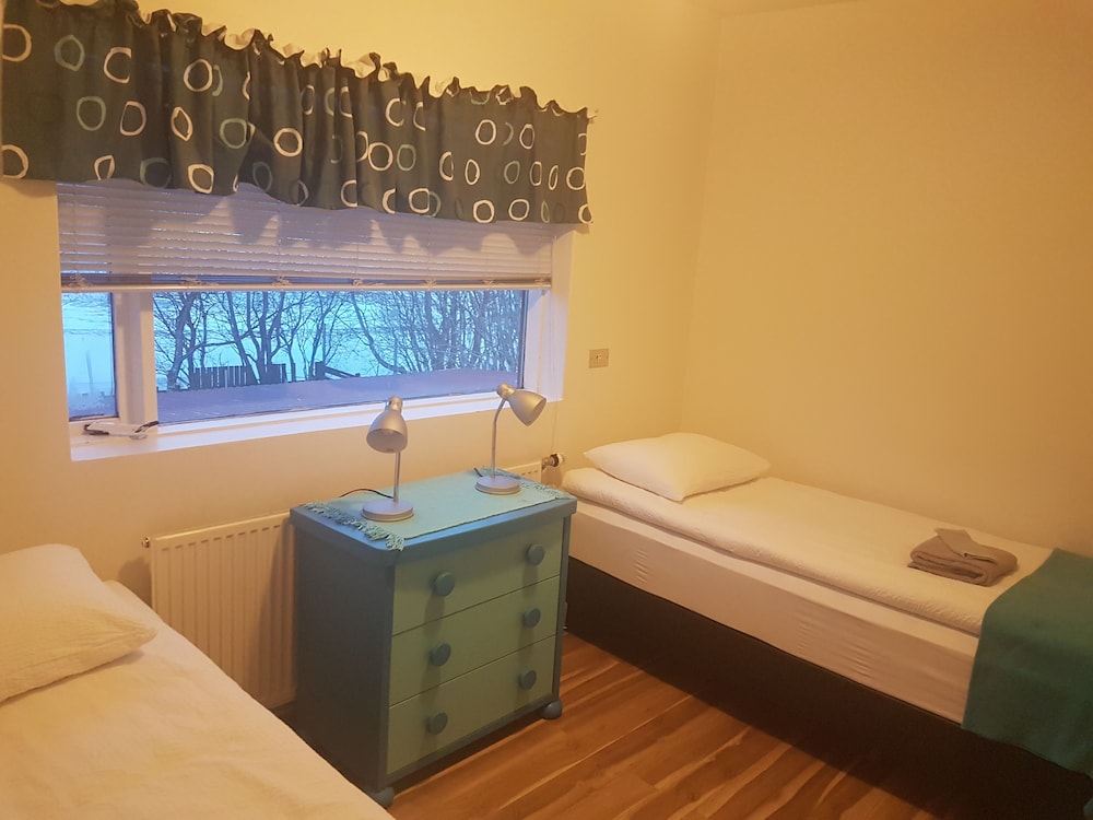 Room, 1 Bedroom, Shared Bathroom (Blue) photo 2
