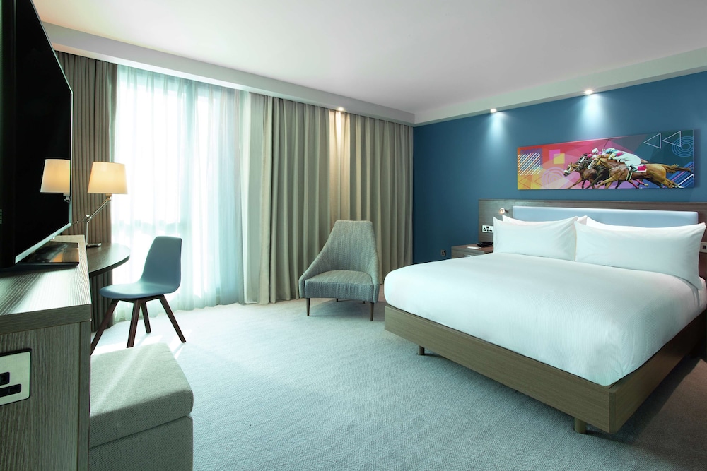 Room, 1 King Bed, Accessible - Photo 6