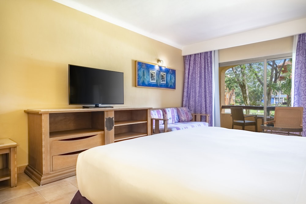 Premium Room (tropical View)