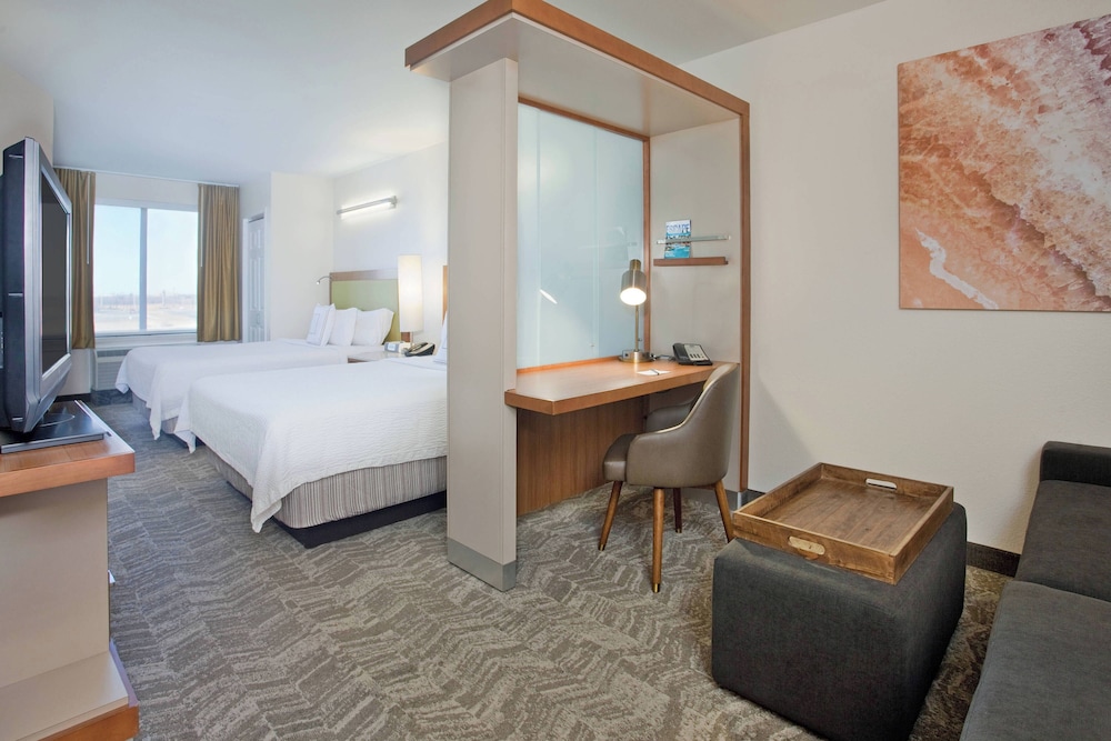 Suite, Multiple Beds - Photo 1