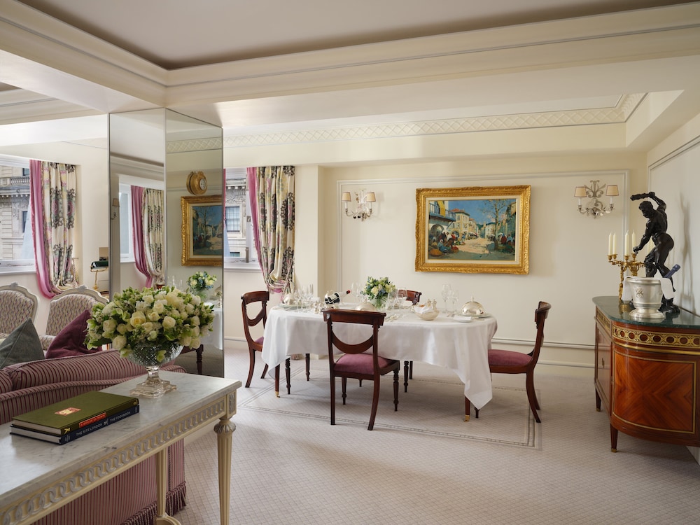 Suite (The Green Park)