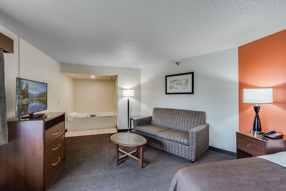 Premier Suite, 1 King Bed, Non Smoking, Fireplace - Photo 3