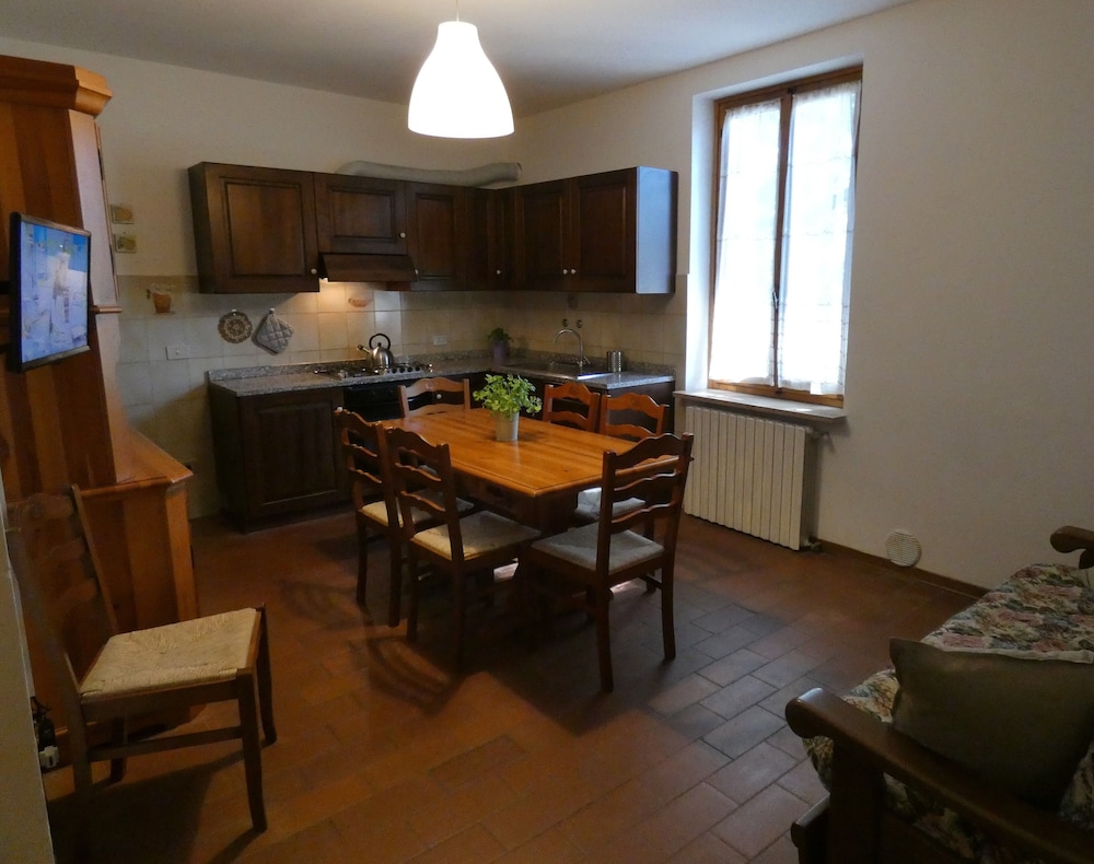 Basic Apartment, 2 Bedrooms, Hill View (#8), photo 6