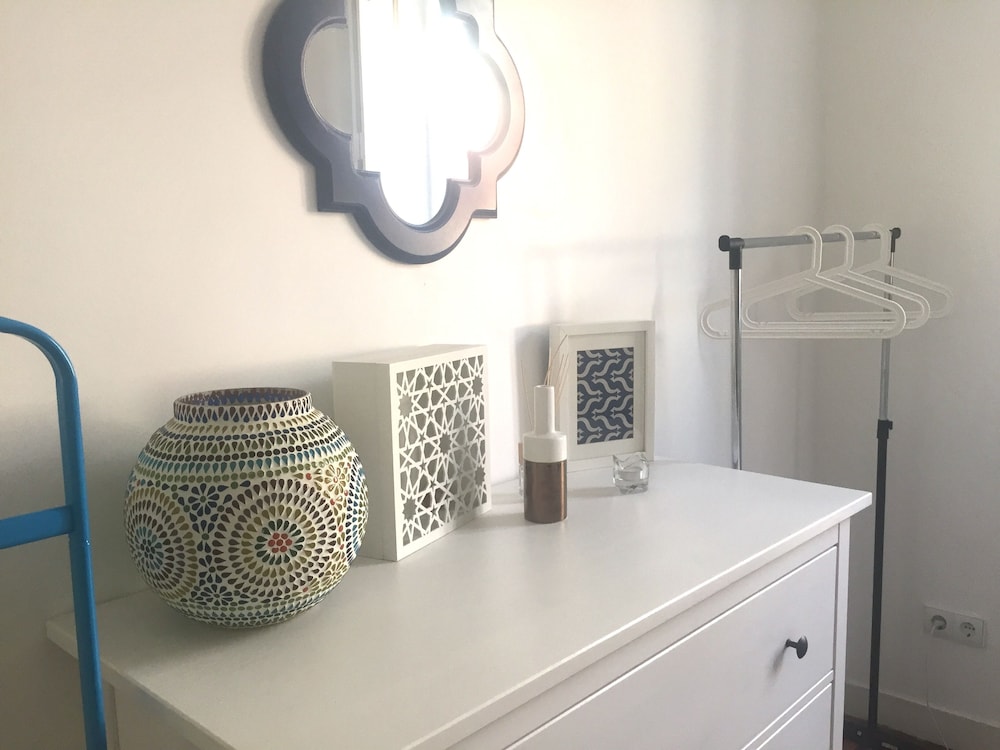 Double Room, Shared Bathroom (Modern) - Photo 3