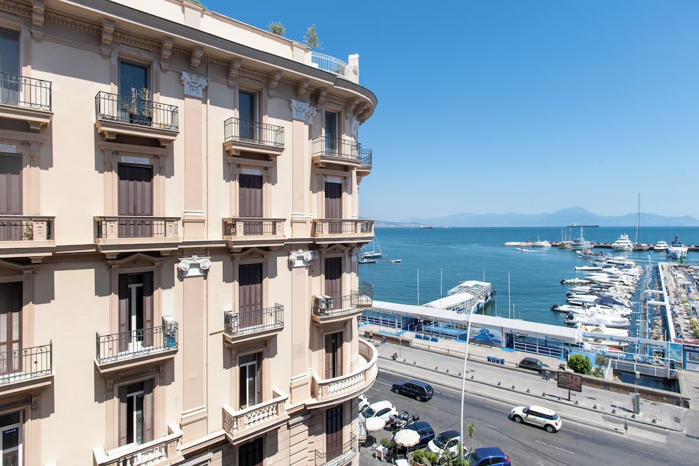 Superior Room, Balcony, Partial Sea View