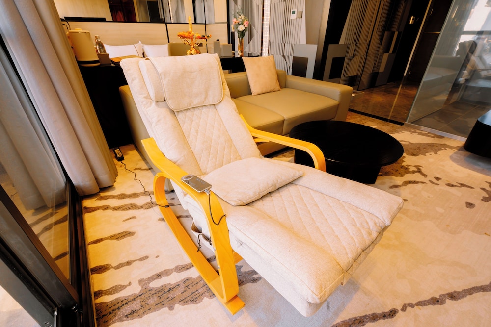 Exclusive Suite photo 1